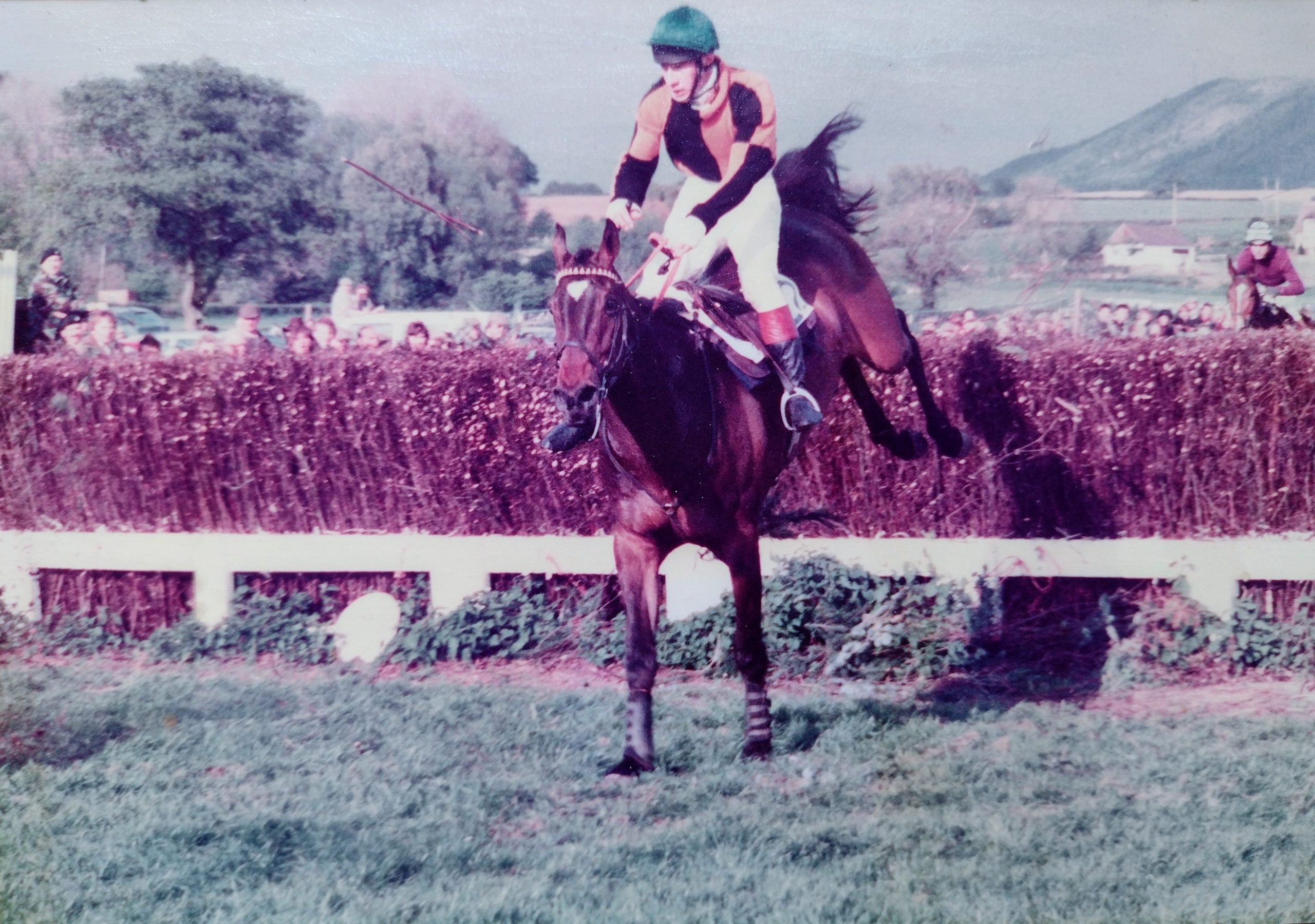 1987 - 4/5 Eyton on Severn